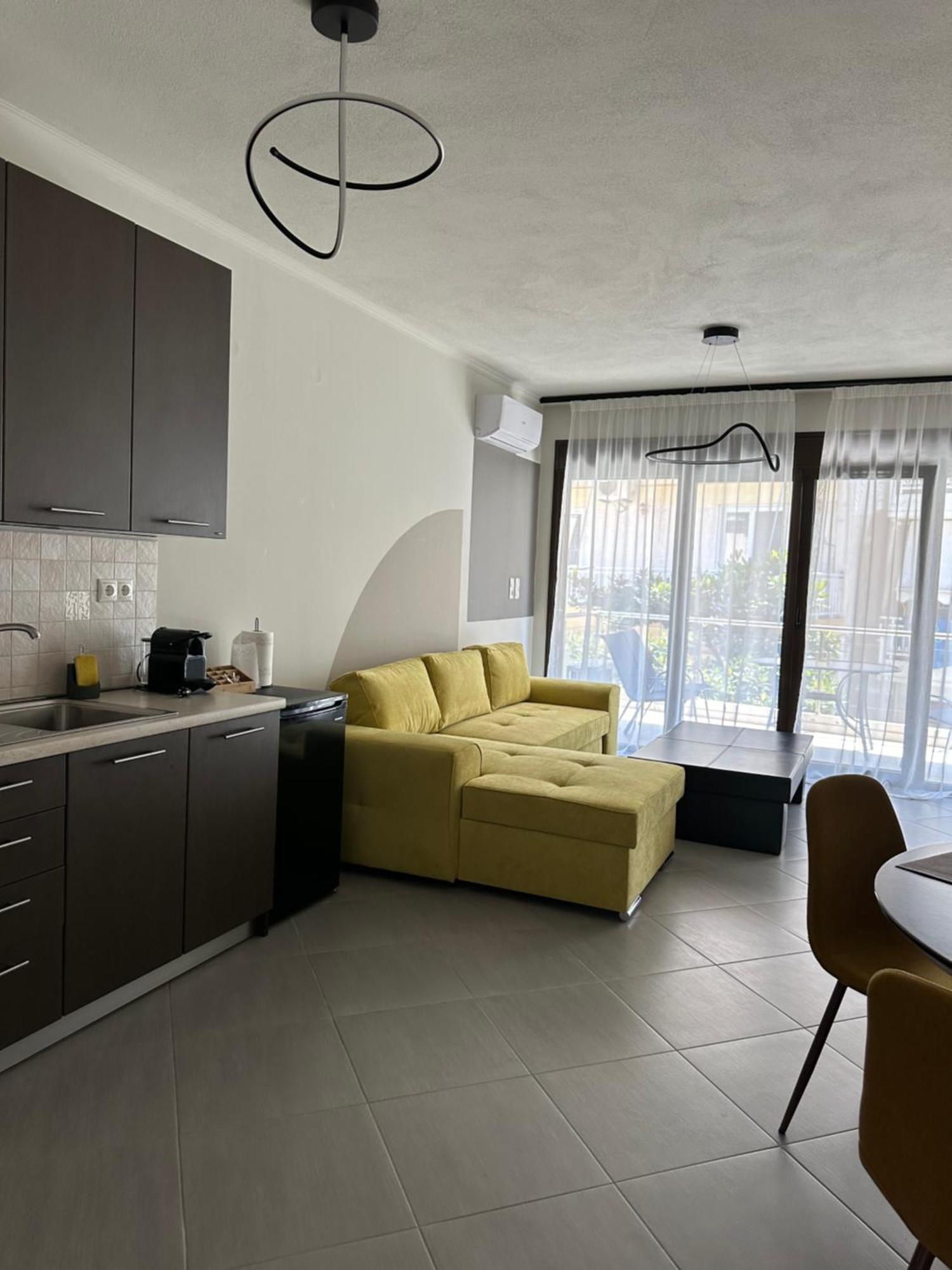 Snappyb Living Spaces Αλεξανδρούπολη Εξωτερικό φωτογραφία