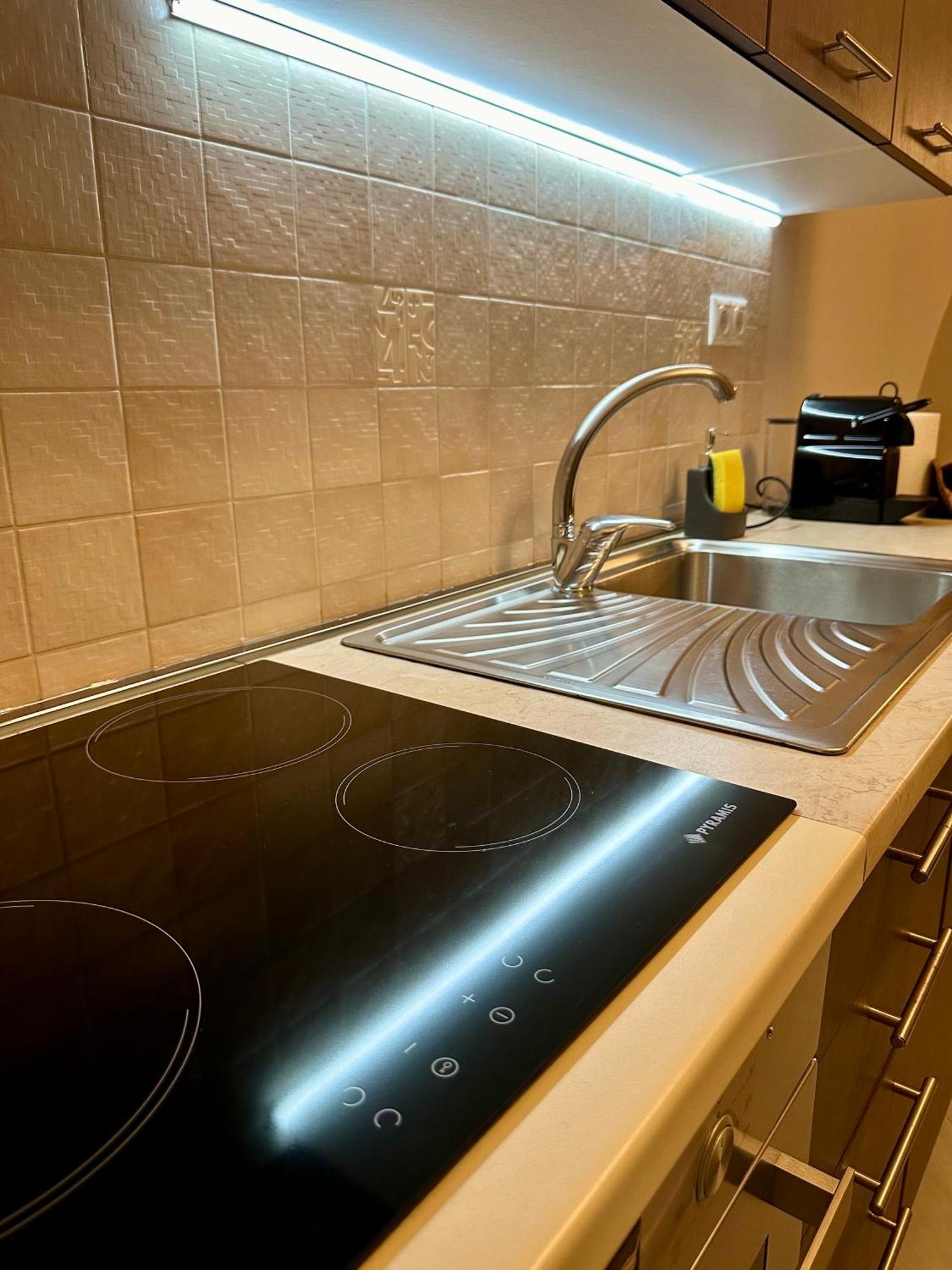 Snappyb Living Spaces Αλεξανδρούπολη Εξωτερικό φωτογραφία
